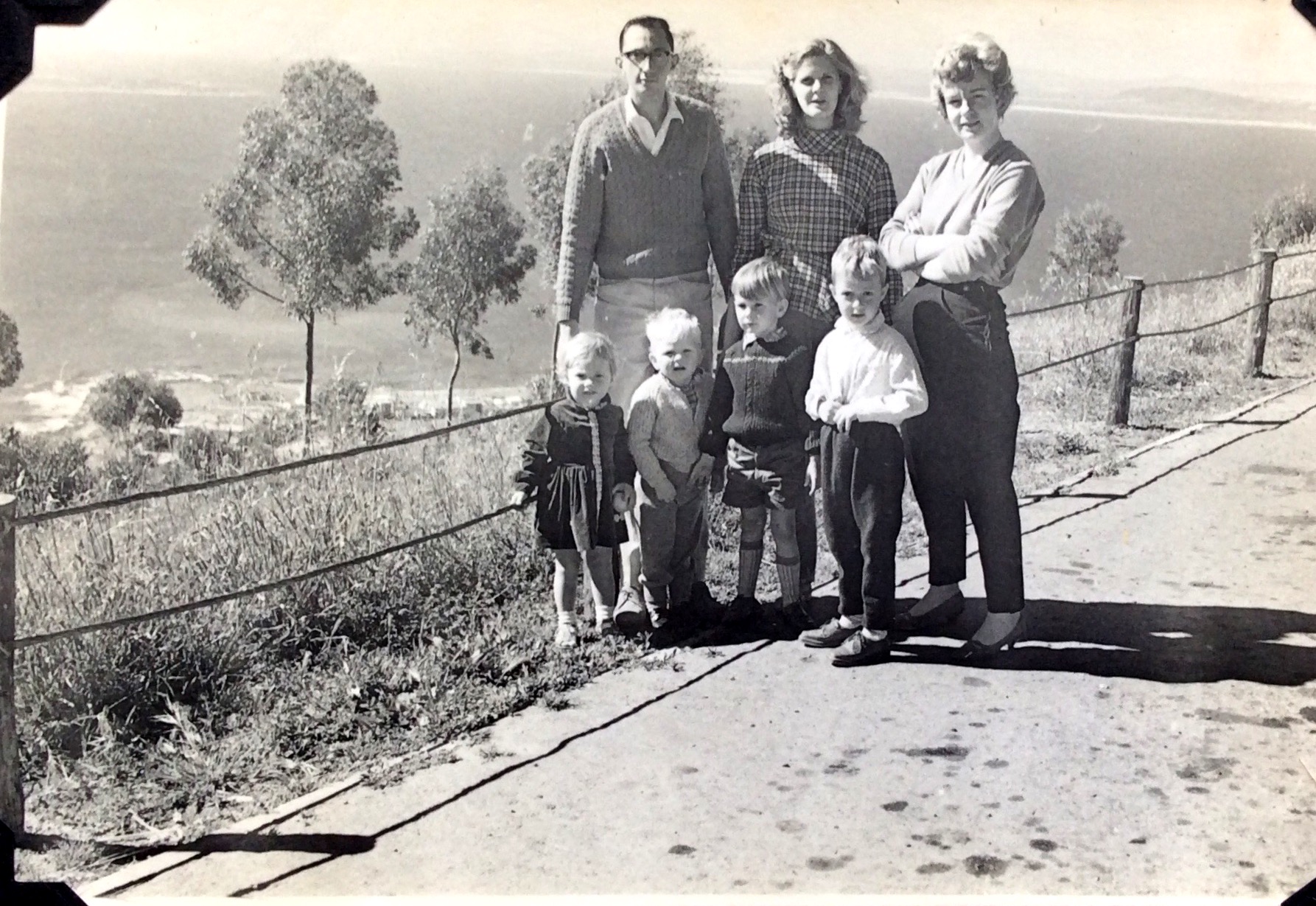 OUTING ON TABLE MOUNTAIN  WITH MY FRIEND , RIET VAN DER MAST AND CHILDREN PIETER AND IVAN....1963