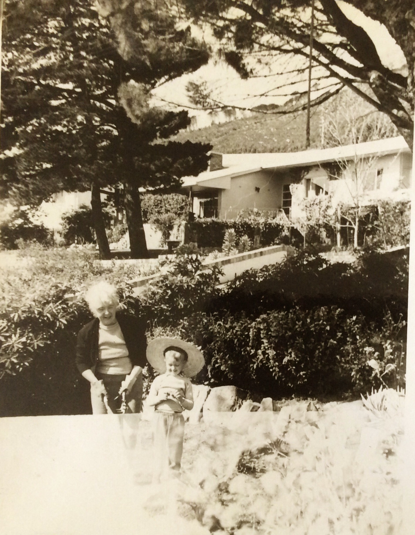 MICHAEL WITH OUMA IN HIGHLANDS ESTATE HOUSE...1961