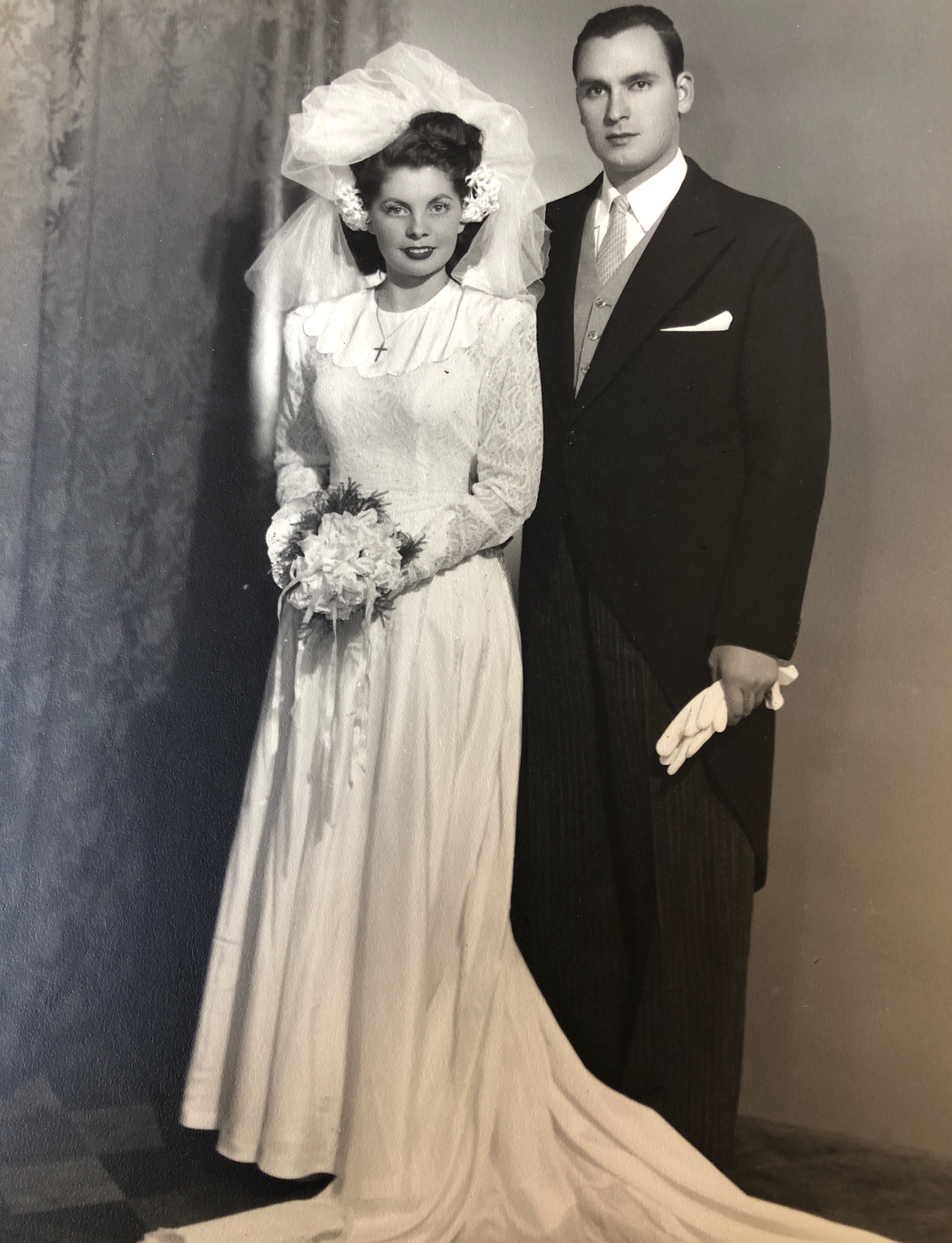 Matrimonio de Josefina y Clemente año 1949