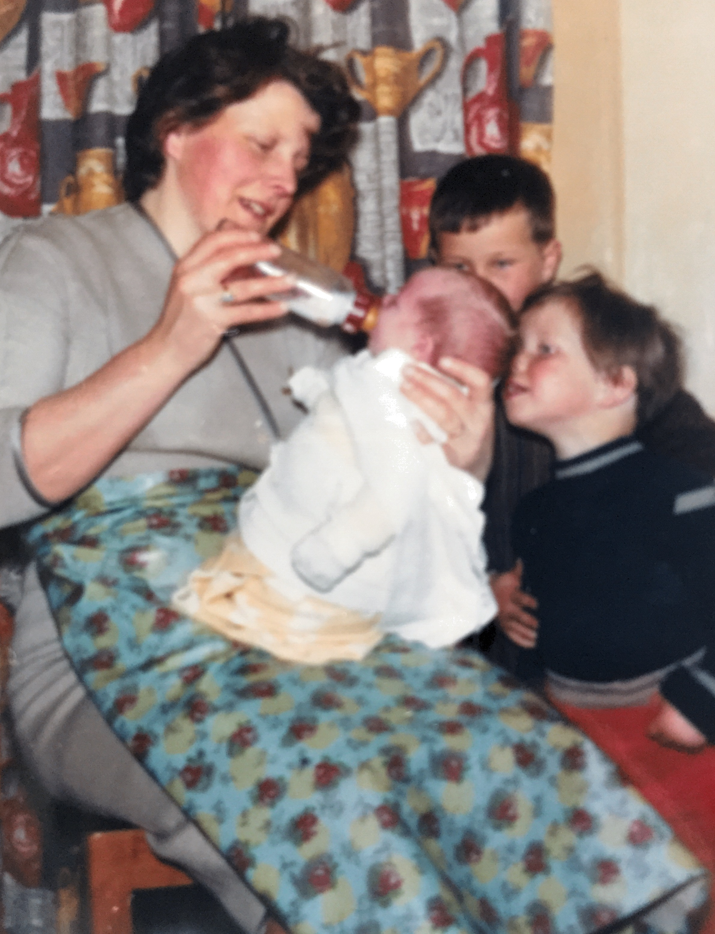 Maman, Yvan, Annie et Yolande 1966