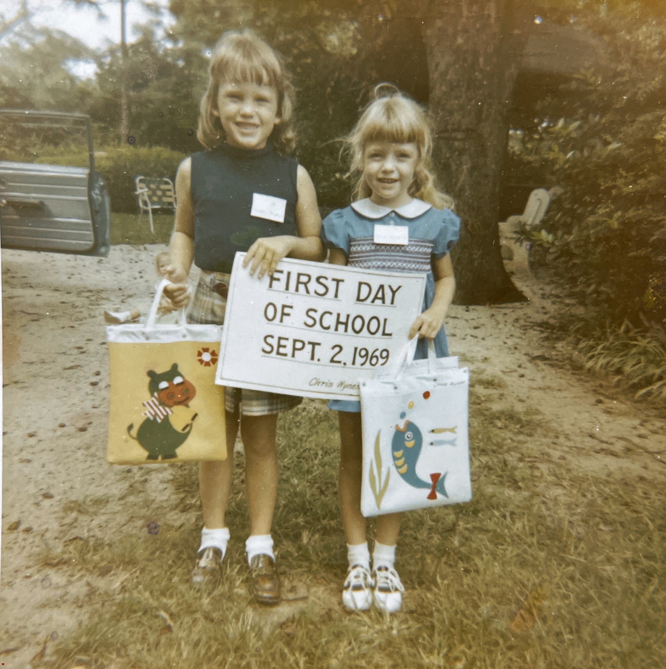 Debbie Puckett and Chris Wynens, first day of school - Dr John H Heard School - Sept 2, 1969