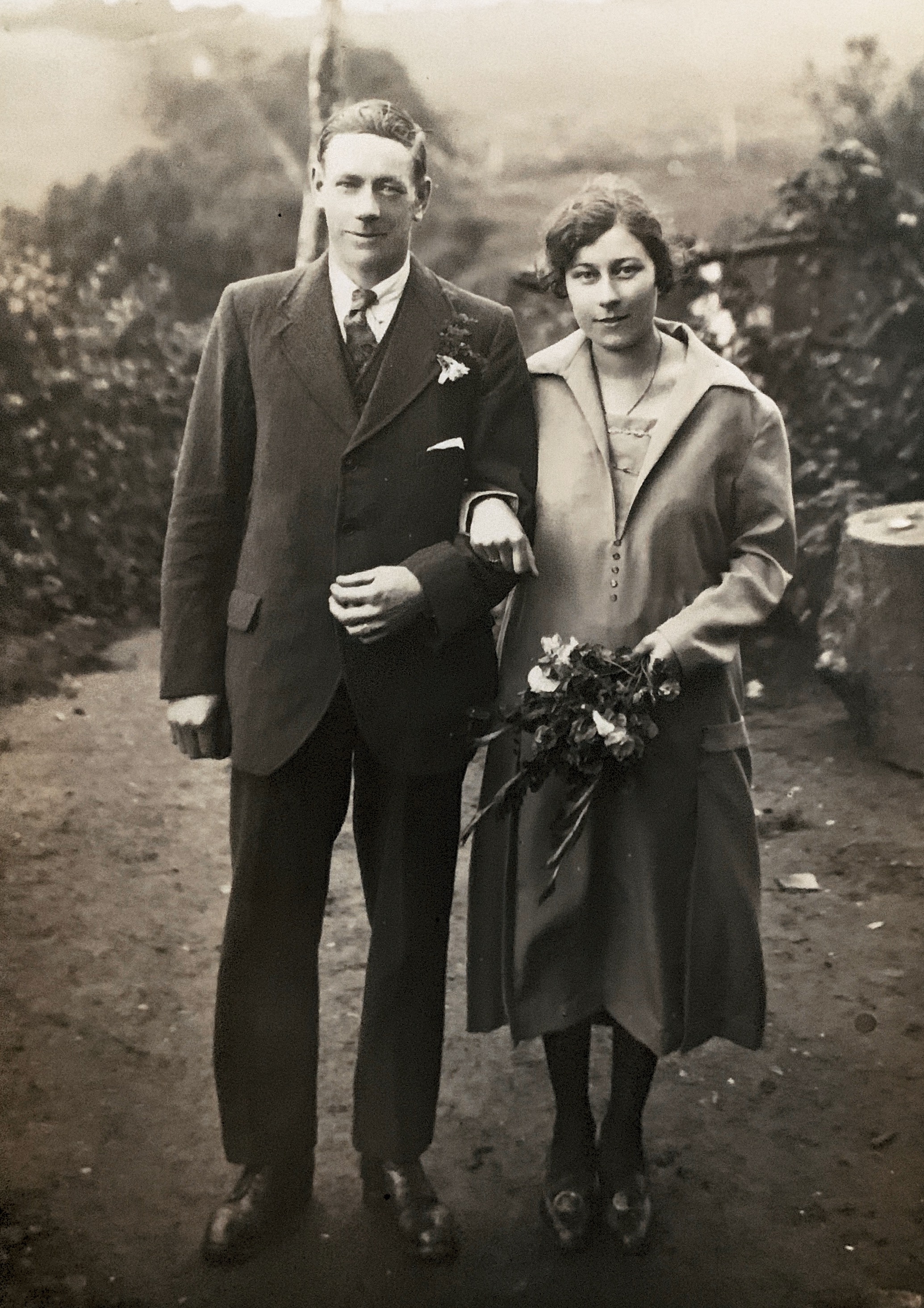 Lottie and Edward May on their wedding day 13/8/1927
