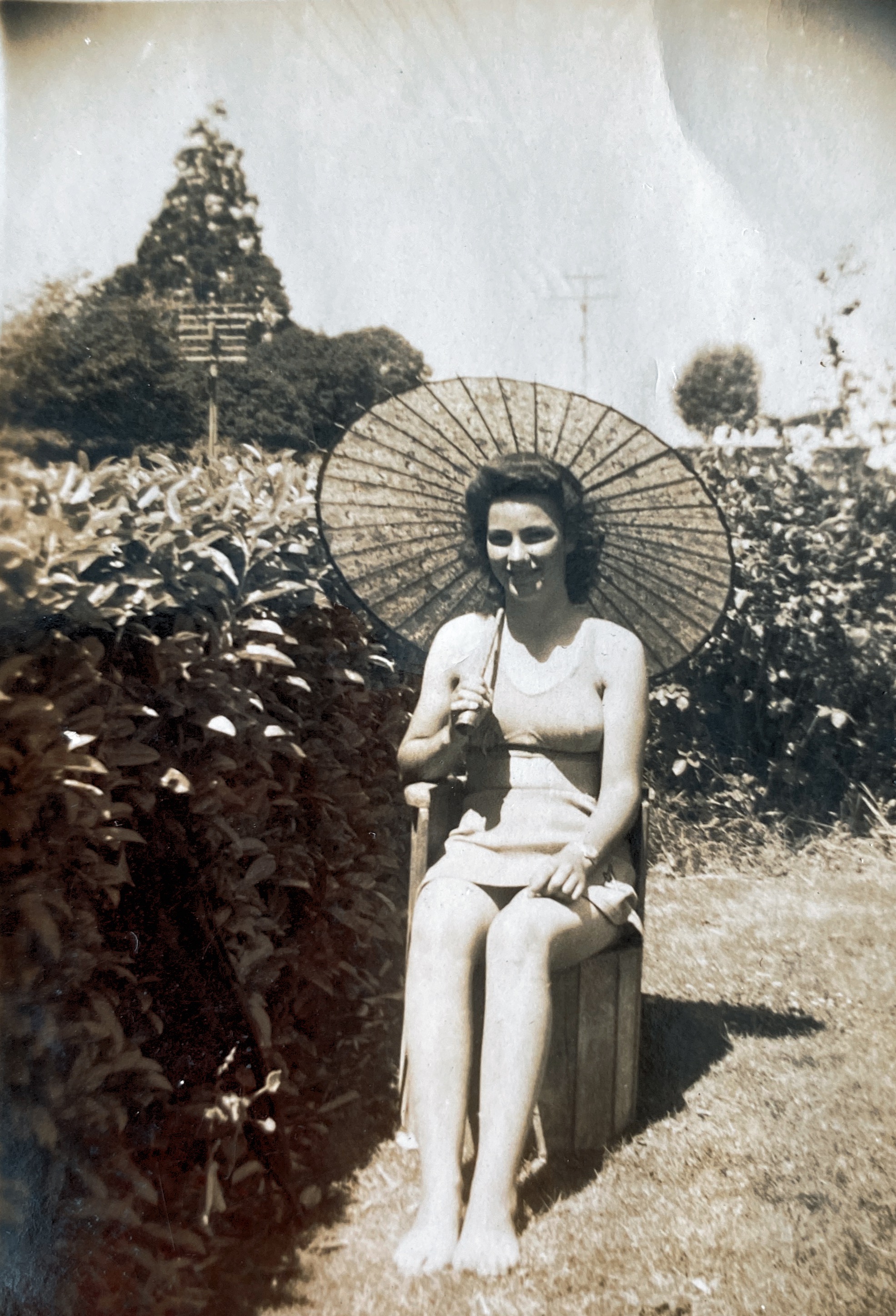 Found this pic of Hazel in Caretas 1st photo album year 1948
